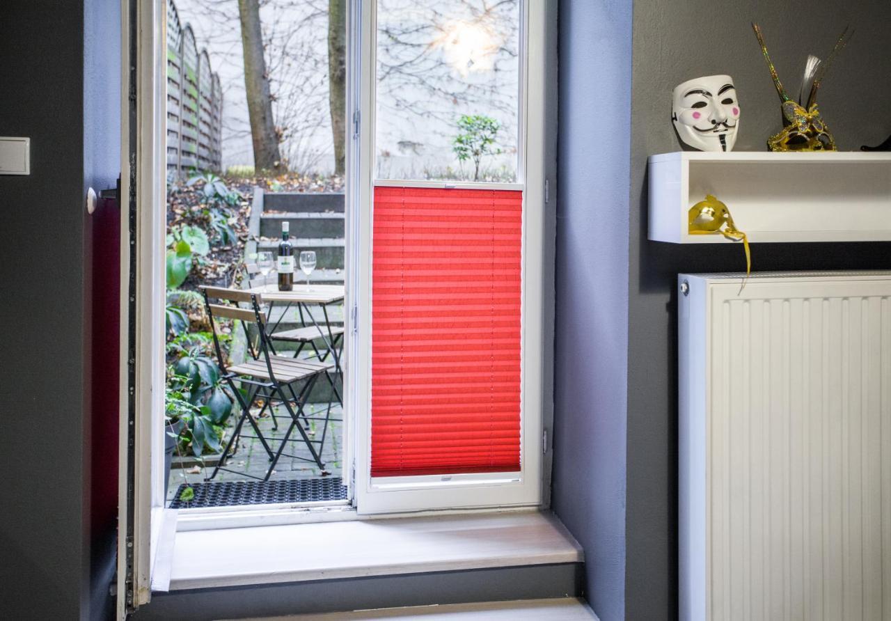Yourplace Romantic Apartment With Private Patio คราคูฟ ภายนอก รูปภาพ